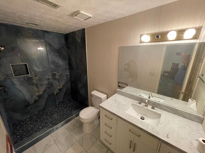 More Photos Of 783 Holcomb Bridge Rd, Norcross Office For Sale