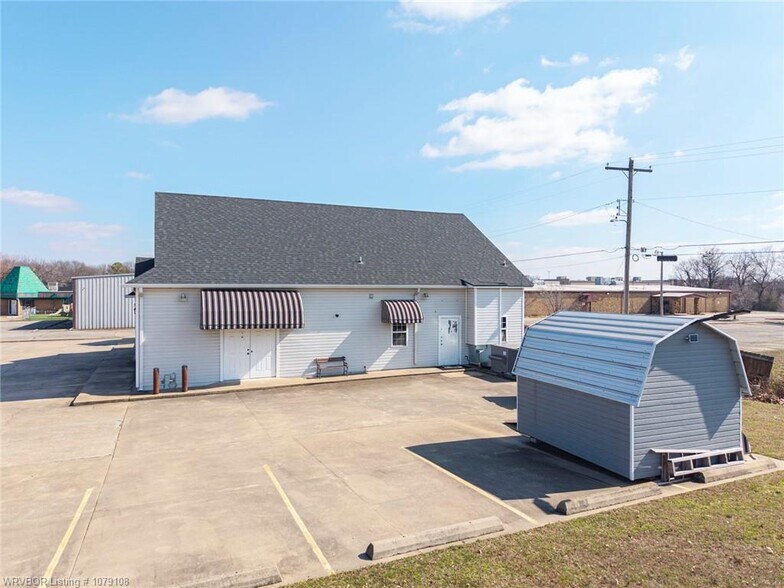 More Photos Of 6710 Dallas St, Fort Smith General Retail For Sale