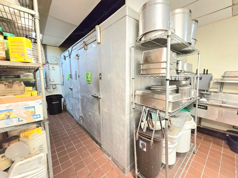 More Photos Of 3139 N Central Ave, Chicago General Retail For Sale