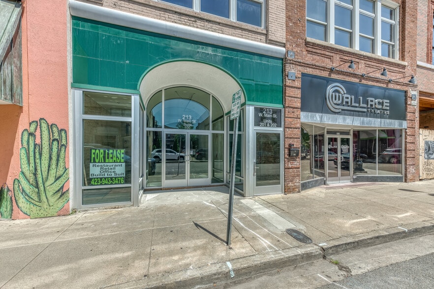 More Photos Of 213 E Main St, Johnson City General Retail For Lease