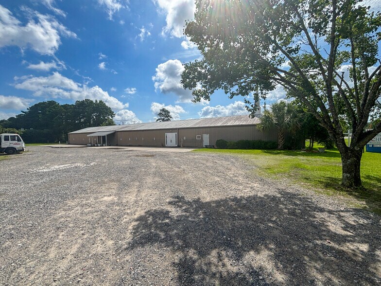 More Photos Of 7860A Dorchester Rd, North Charleston Distribution For Sale