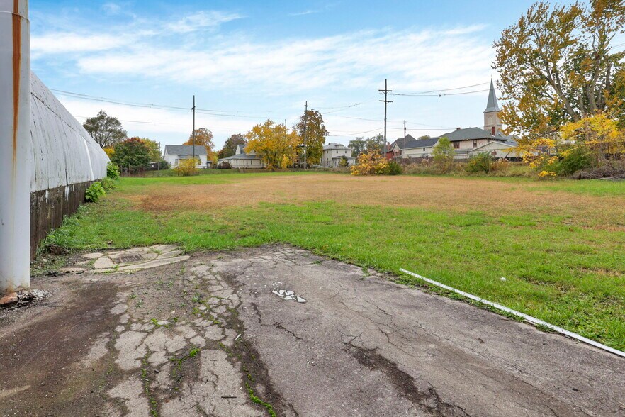 More Photos Of 435 N Elizabeth St, Lima Warehouse For Sale