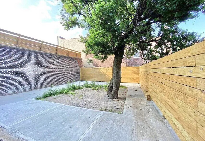 More Photos Of 223 Central Ave, Brooklyn Apartments For Sale
