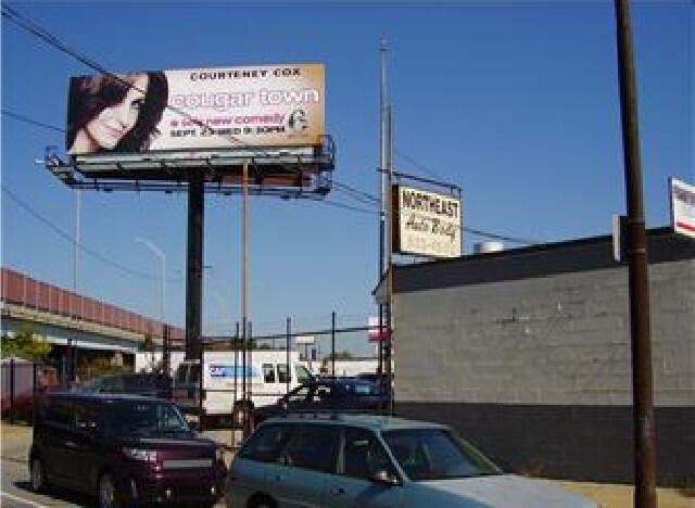 More Photos Of 2501 Orthodox St, Philadelphia Auto Repair For Sale