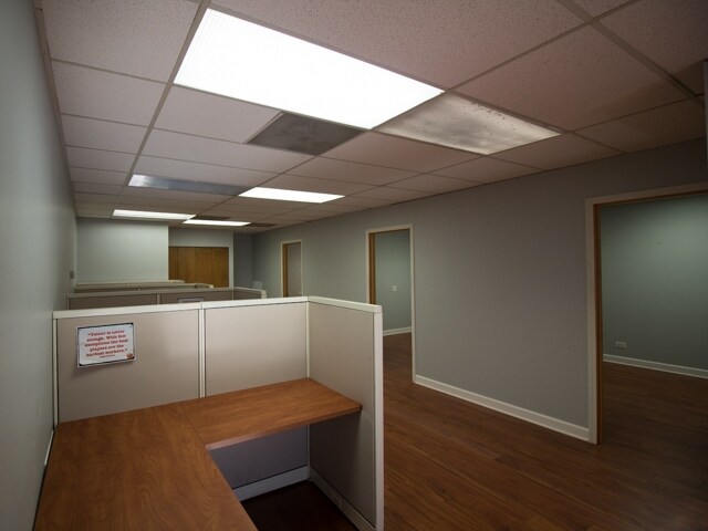 More Photos Of 4260 Westbrook Dr, Aurora Loft Creative Space For Lease