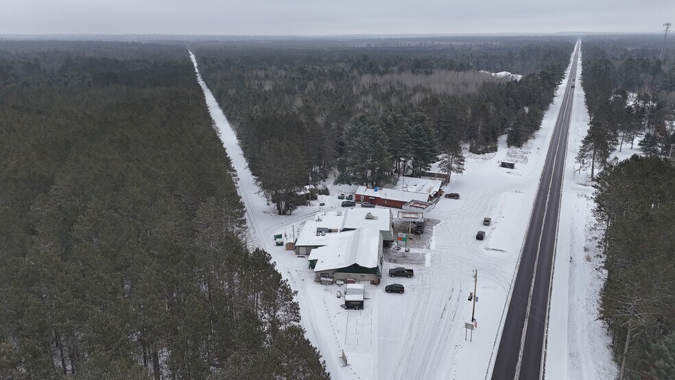More Photos Of 5198 S US Highway 51, Manitowish Waters Service Station For Sale