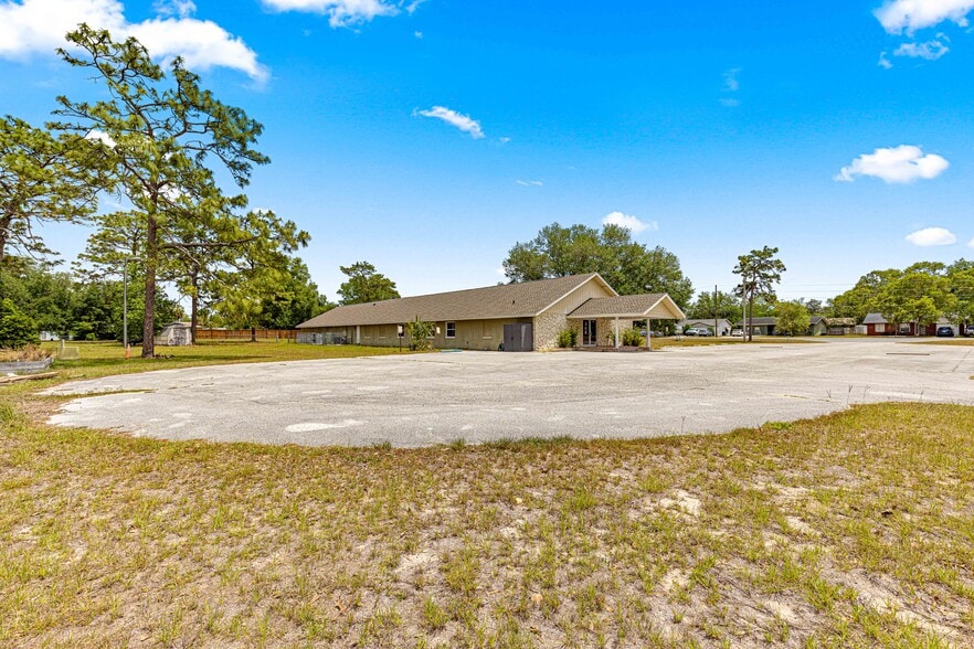 More Photos Of 484 Emerald Rd, Ocala Religious Facility For Sale