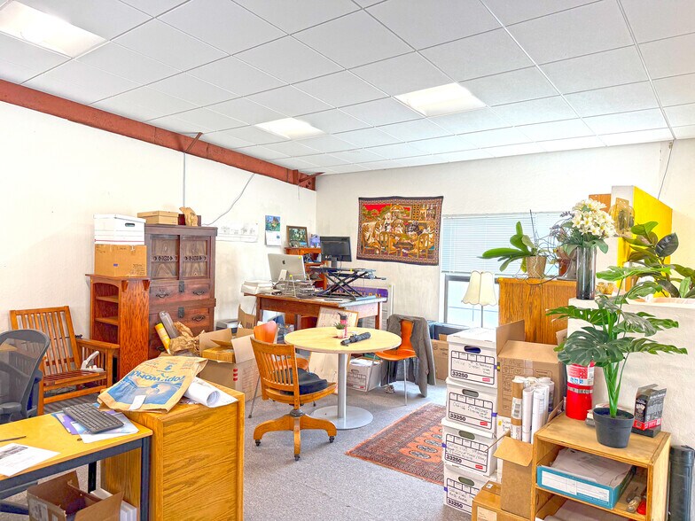 More Photos Of 801 Camelia St, Berkeley Manufacturing For Lease