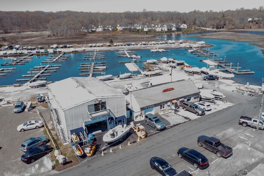 More Photos Of 54 Old Boston Post Rd, Westbrook Marina For Sale