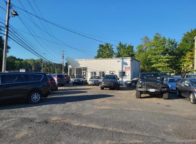 More Photos Of 268 Windsor Hwy, New Windsor Township Industrial For Sale