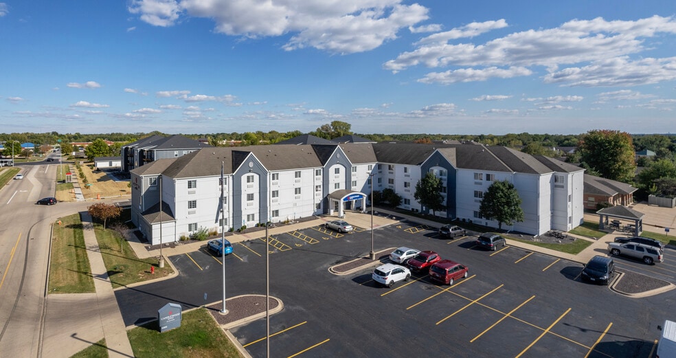 More Photos Of 5300 W Landens Way, Peoria Hotel For Sale