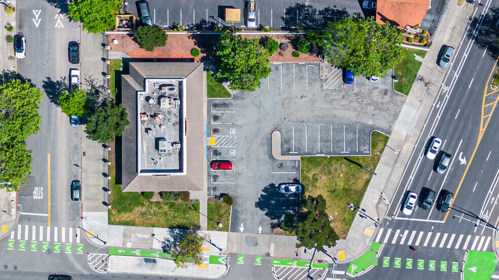 More Photos Of 3770 Telegraph Ave, Oakland Fast Food For Sale