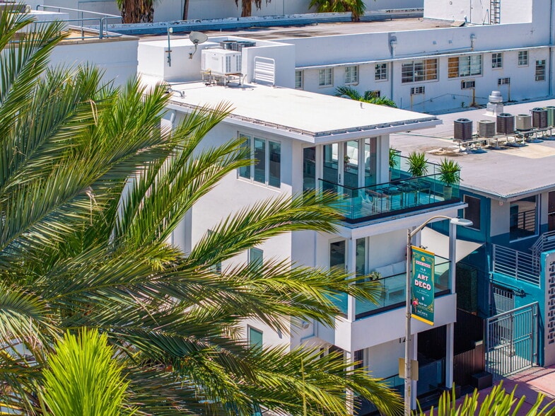 More Photos Of 124 11th St, Miami Beach Hotel For Sale