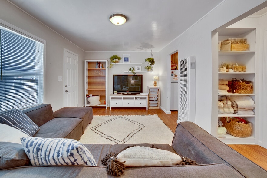 More Photos Of 21661 E Cliff Dr, Santa Cruz Apartments For Sale