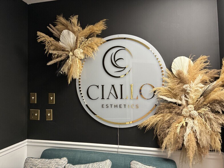 More Photos Of 388 Main St, Monroe Office For Sale