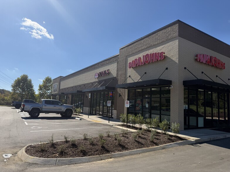 More Photos Of 2332 Fairview Blvd, Fairview Restaurant For Lease