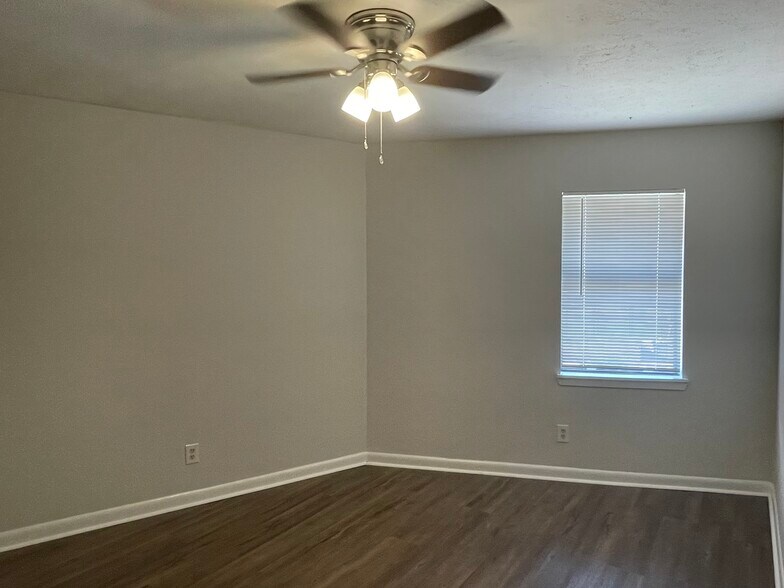 More Photos Of 5745 Horton Ave, Jackson Apartments For Sale
