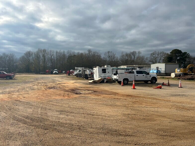 More Photos Of 9652 Milton Jones Rd, Daphne Warehouse For Lease