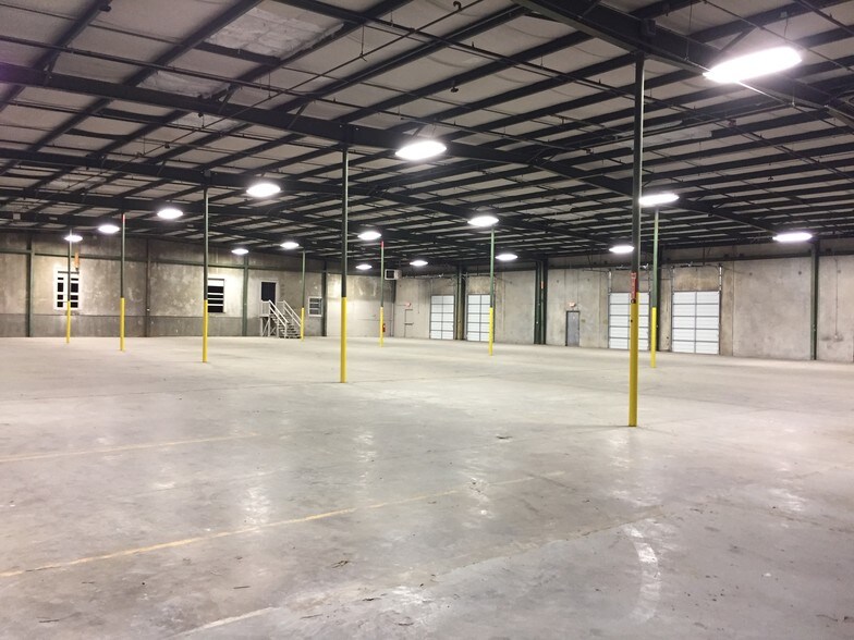 More Photos Of 148 Southport Rd, Spartanburg Warehouse For Lease
