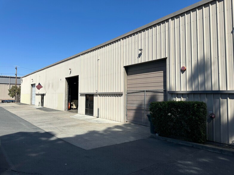 More Photos Of 661 Garcia Ave, Pittsburg Warehouse For Sale