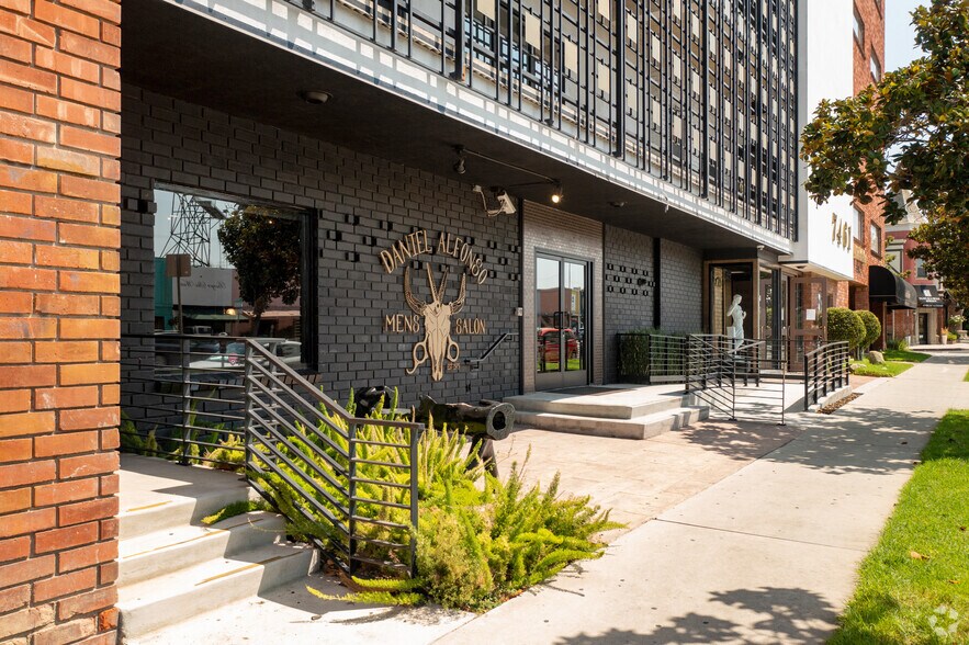 More Photos Of 7451-7465 Beverly Blvd, Los Angeles Loft Creative Space For Lease