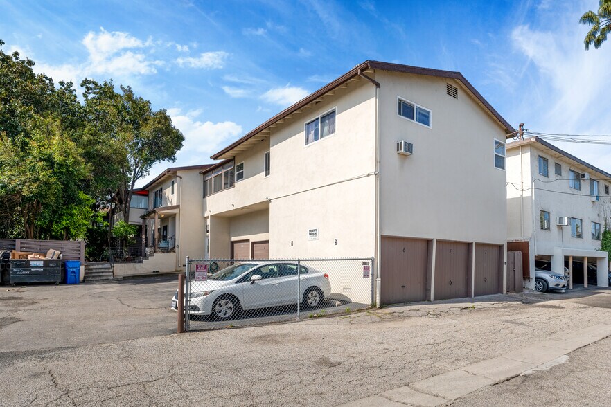 More Photos Of 14007 Moorpark St, Sherman Oaks Apartments For Sale