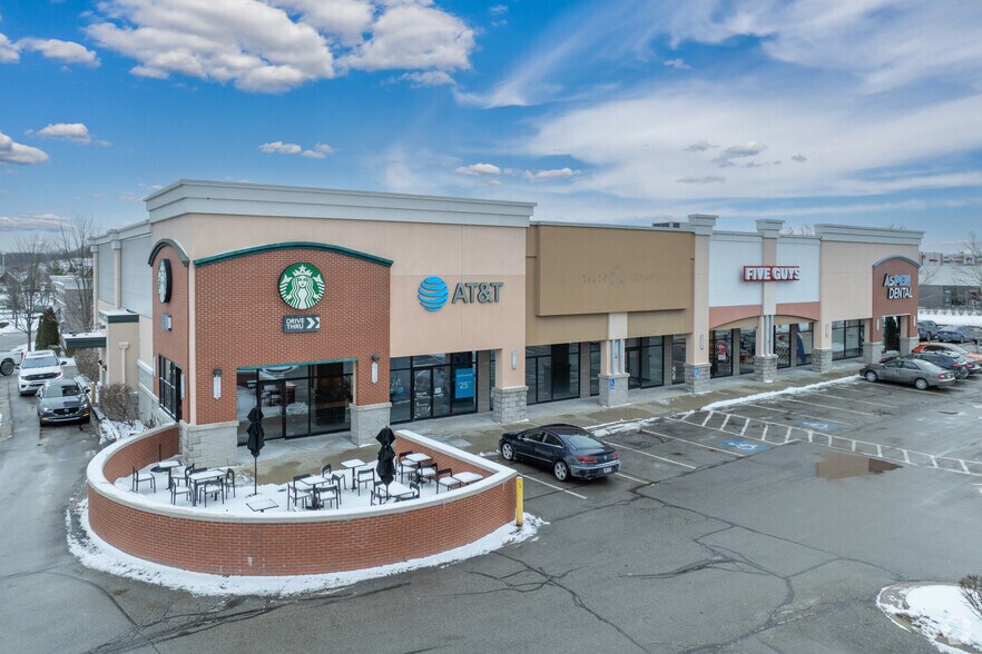 More Photos Of 2025-2031 Pittsburgh Mills Blvd, Tarentum Freestanding For Lease
