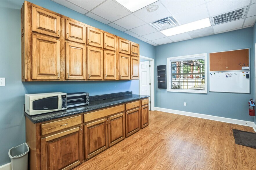 More Photos Of 4447 Entrepot Blvd, Tallahassee Refrigeration Cold Storage For Sale