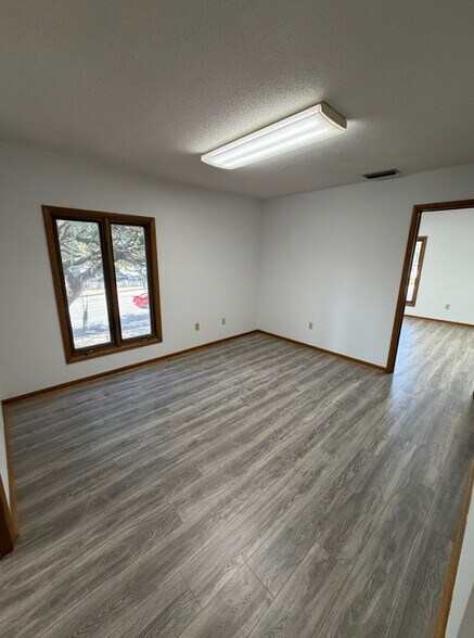 More Photos Of 7370 Hodgson Memorial Dr, Savannah Office For Sale