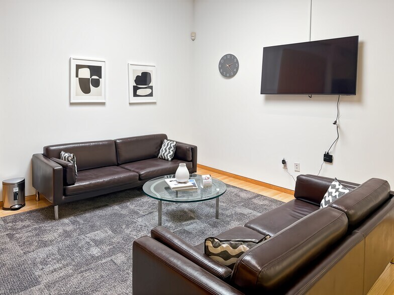 More Photos Of 310 Lenox Ave, New York Coworking Space