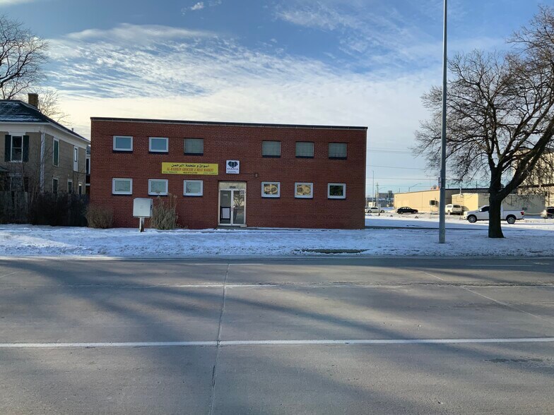 More Photos Of 1935 Q St, Lincoln Freestanding For Sale