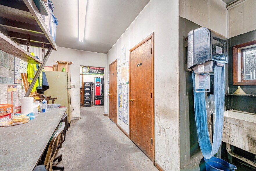 More Photos Of 175 Mount Joy Rd, Mount Pleasant Industrial For Sale