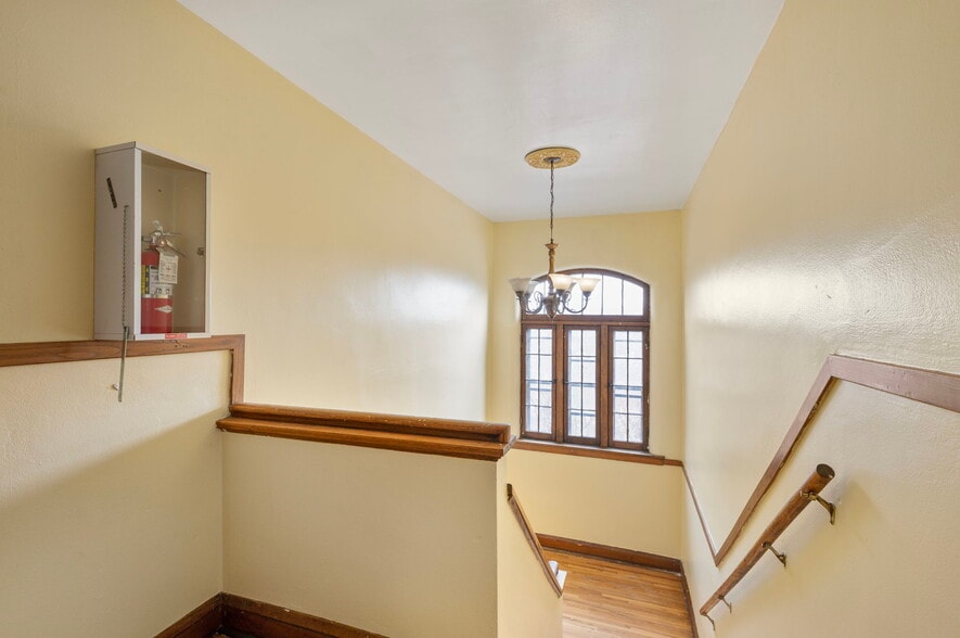 More Photos Of 487 Grand Ave, Saint Paul Apartments For Sale