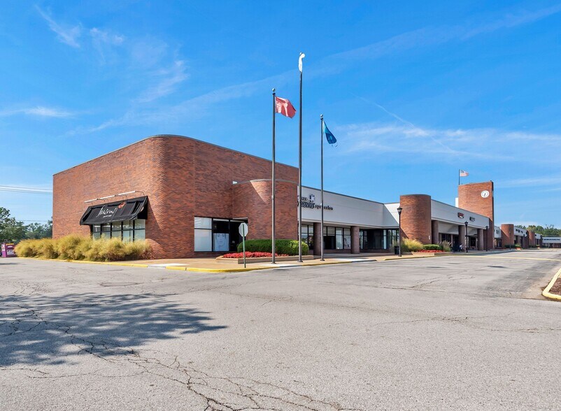 Primary Photo Of 1-40 Ronnie's Plz, Saint Louis Unknown For Lease