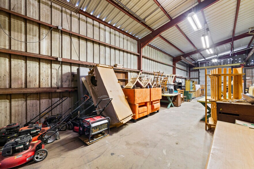 More Photos Of 4713 E Tidwell Rd, Houston Warehouse For Sale