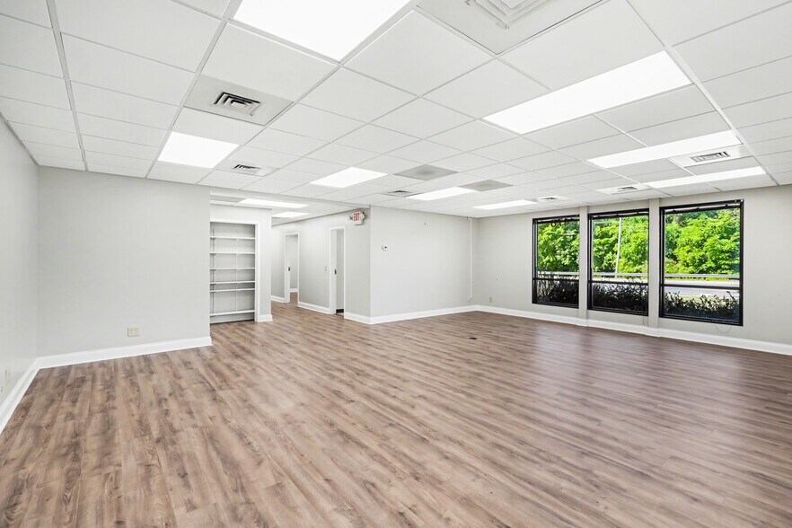 More Photos Of 470 Lake Concord Rd NE, Concord Office For Lease