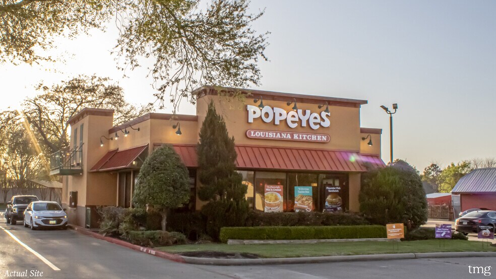 More Photos Of 8002 S Texas 6, Houston General Retail For Sale