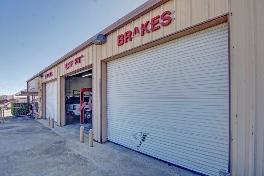 More Photos Of 3806 Highway 180 E, Mineral Wells Auto Repair For Sale