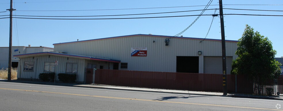 More Photos Of 1629 Doolittle Dr, San Leandro Manufacturing For Sale