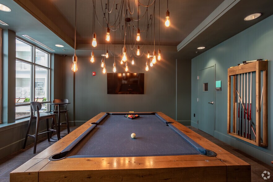 More Photos Of 900 E Six Forks Rd, Raleigh Apartments For Lease