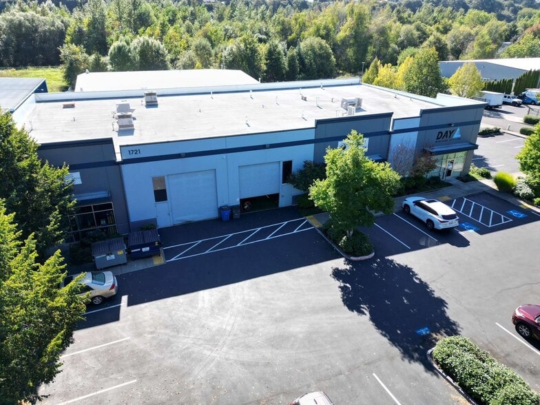 More Photos Of 1721 NE 64th Ave, Vancouver Warehouse For Lease