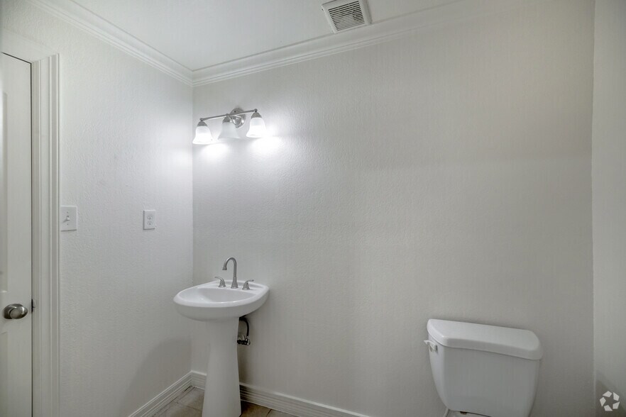 Photo of 1st Floor Ste 2335.b