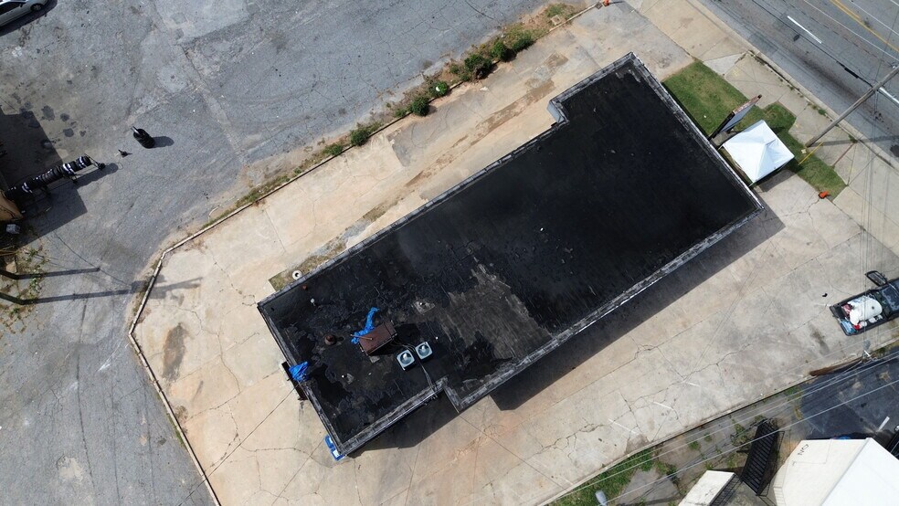 More Photos Of 2164 Campbellton Rd SW, Atlanta Auto Repair For Sale