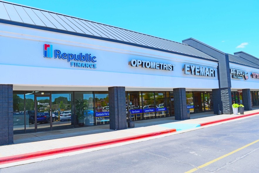 More Photos Of 6125 University Dr NW, Huntsville Unknown For Lease