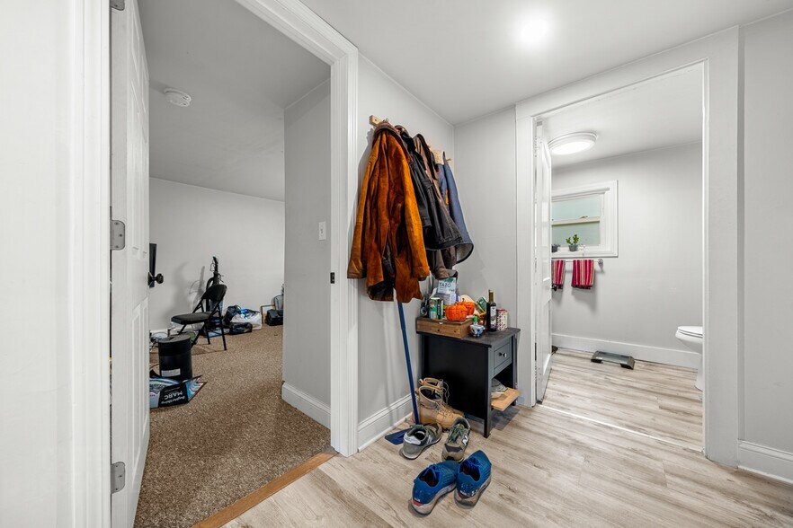 More Photos Of 15 South St, Freeport Apartments For Sale