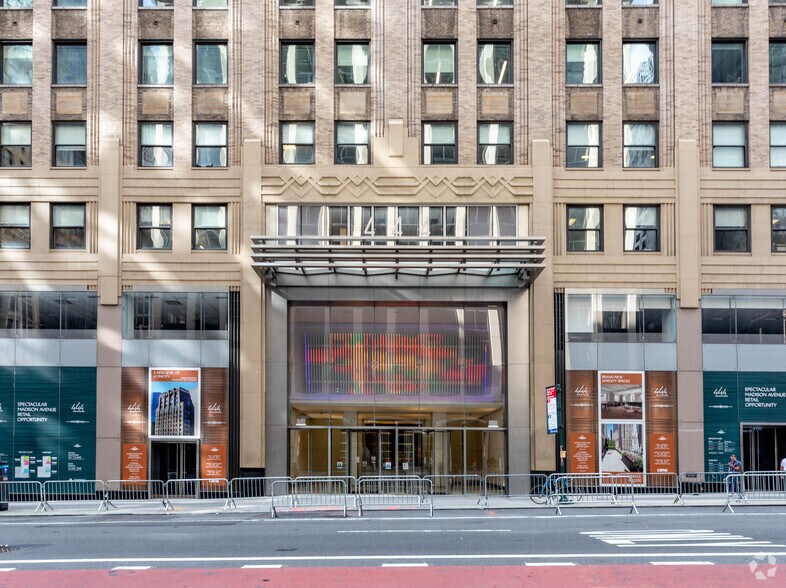 More Photos Of 444 Madison Ave, New York Office For Lease