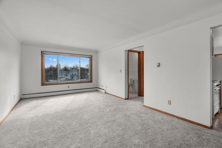 More Photos Of 1010 Lafond Ave, Saint Paul Apartments For Sale