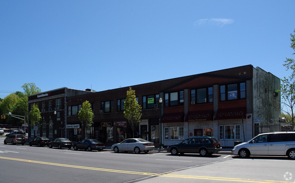 More Photos Of 356-368 Cedar Ln, Teaneck Storefront Retail Office For Lease