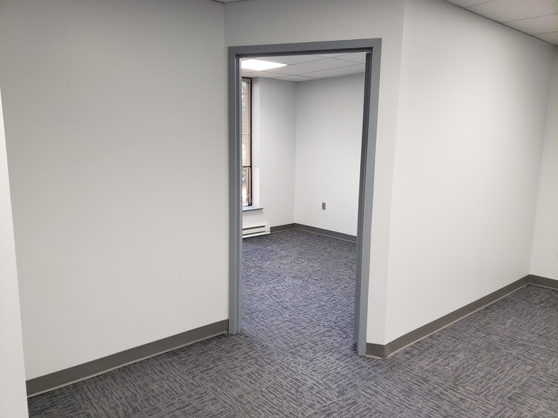 More Photos Of 3918 Prosperity Ave, Fairfax Office For Lease