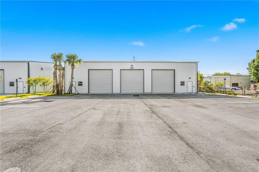More Photos Of 936 19th Avenue ave, Vero Beach Industrial For Sale